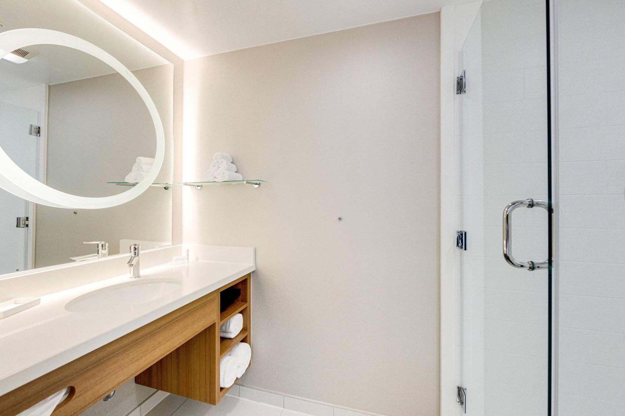Springhill Suites By Marriott Houston Зе-Вудлендс Экстерьер фото