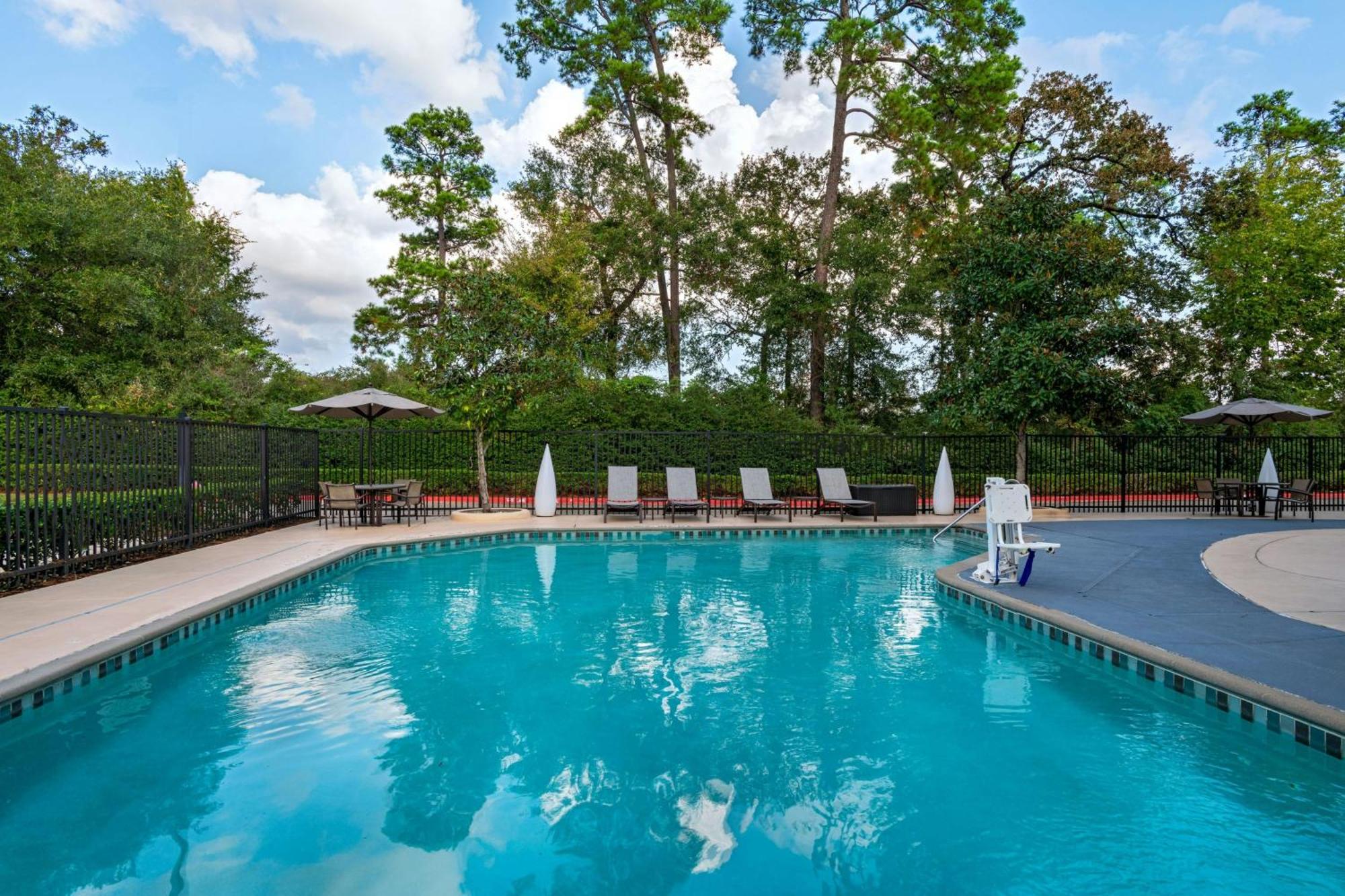 Springhill Suites By Marriott Houston Зе-Вудлендс Экстерьер фото